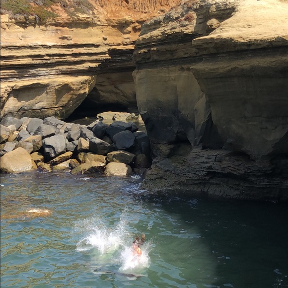 Meet your Posher, Lucie - Picture 1 of 1